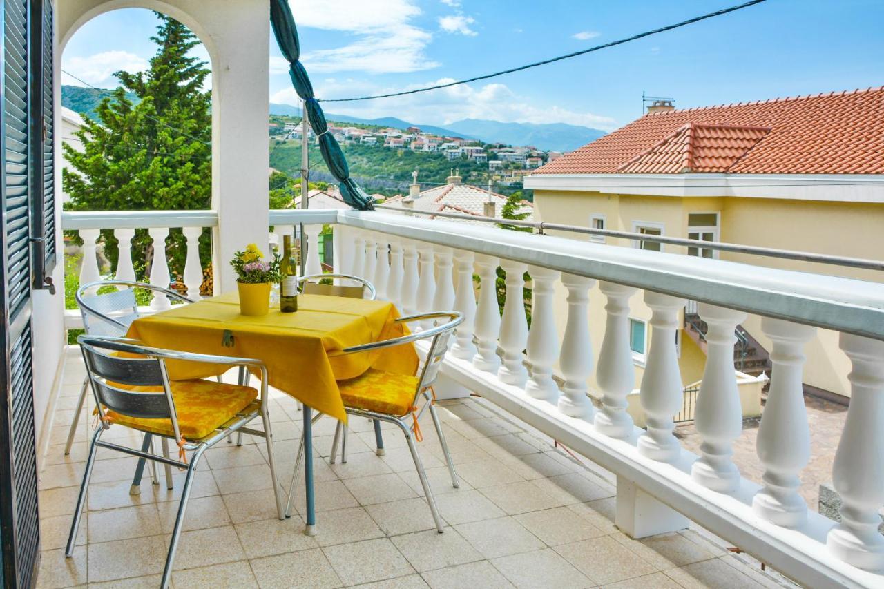 Apartman Gabrijela Senj  Exteriér fotografie