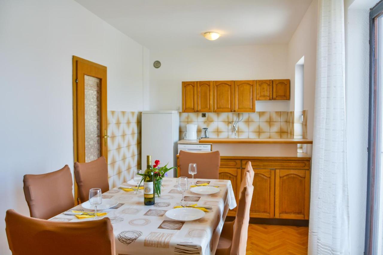 Apartman Gabrijela Senj  Exteriér fotografie