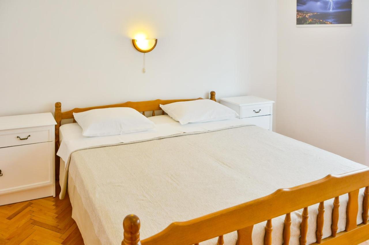 Apartman Gabrijela Senj  Exteriér fotografie