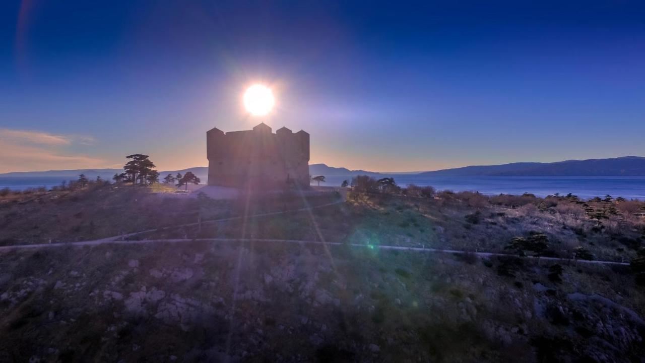 Apartman Gabrijela Senj  Exteriér fotografie